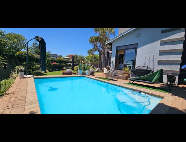 3 BEDROOM FREESTANDING FOR SALE IN CASHAN
